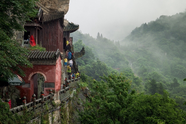 湖北省十大名山排行榜，湖北省十大名山有哪些