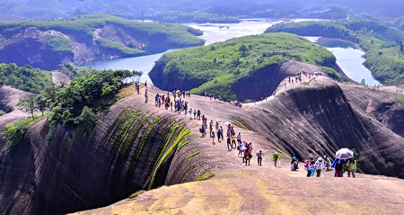 郴州十大著名景點(diǎn)推薦，湖南郴州旅游十大必去景區(qū)