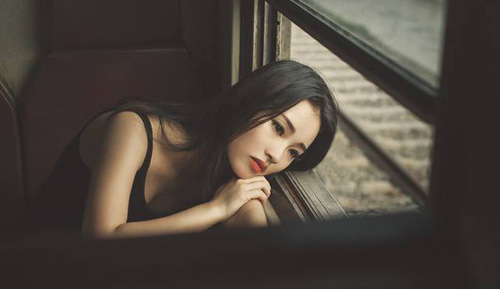 特別傷感讓人看了想哭的句子，最傷感的句子看了想哭